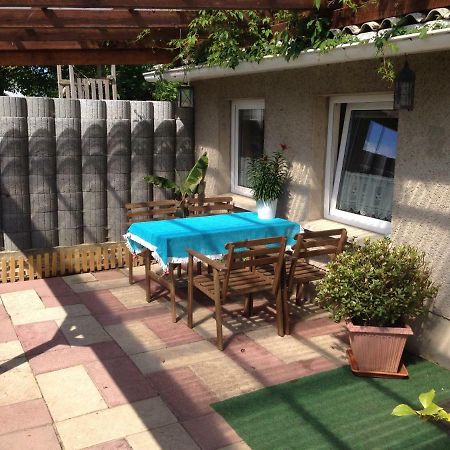Bungalow Zur Kuehlung คูล็องสบอร์น ภายนอก รูปภาพ